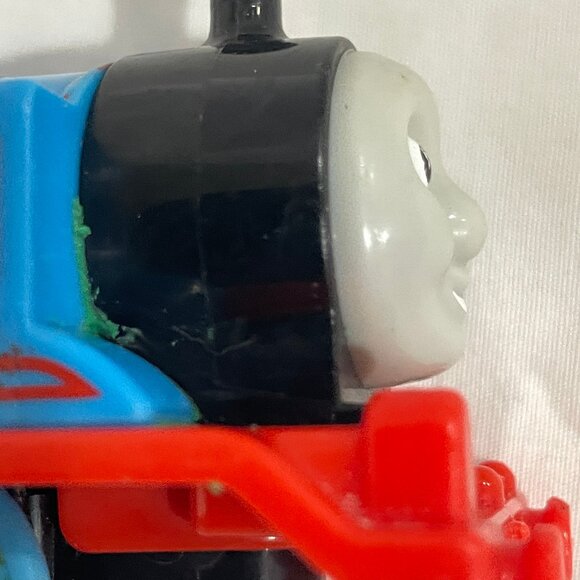 Thomas Train Engine Trackmaster Motorized Battery Operated Muddy C 2013 VIDEO - Picture 4 of 16